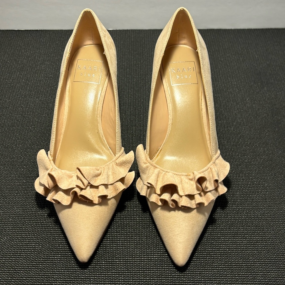 New Karri Blue Cadence Blush Suede  Women’s Heels Size 6.5